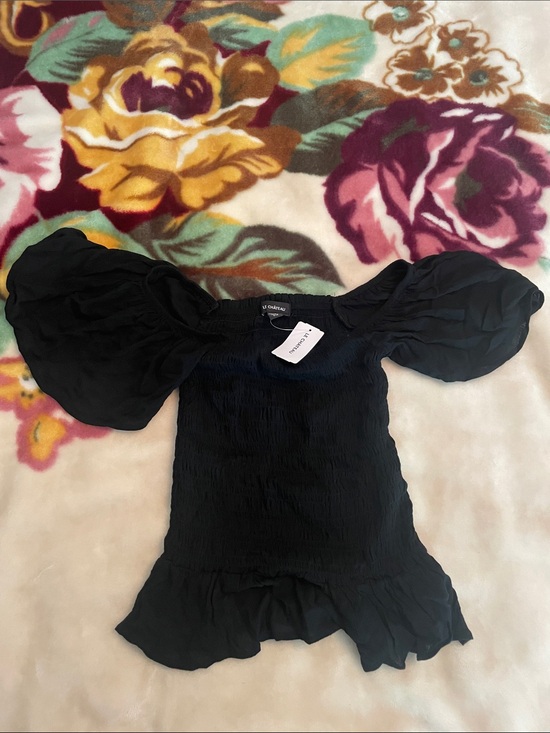 Le Château Tops - Le Chateau Black Off Shoulder Top Size SP